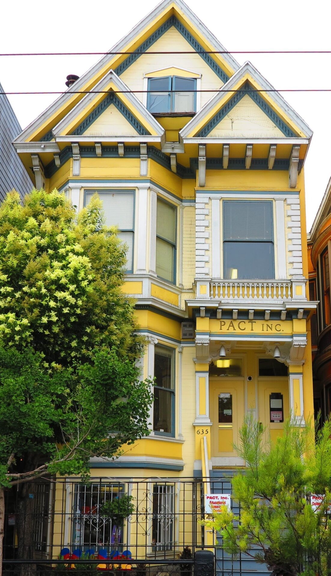 PACT Headquarters - Divisadero House